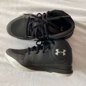 Training shoes Under Armour for kids